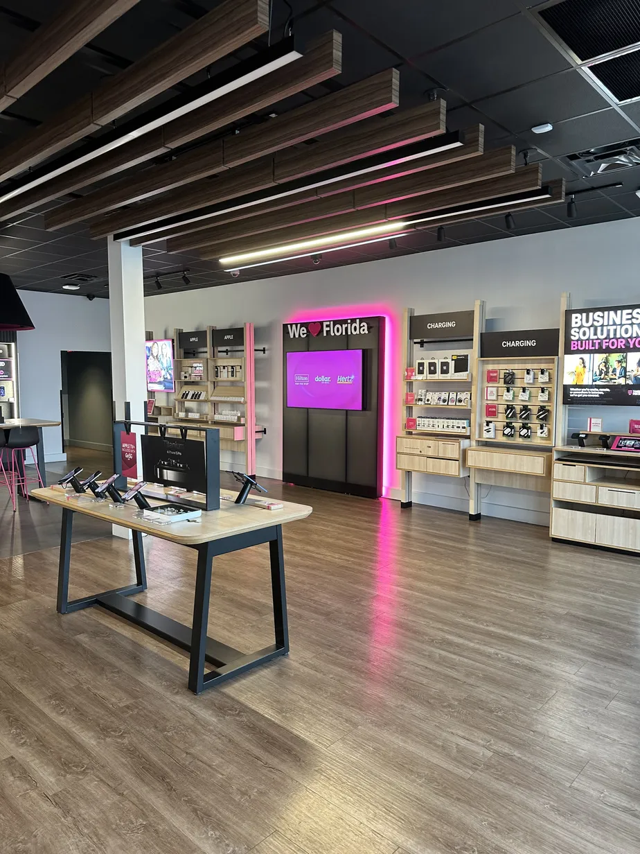  Interior photo of T-Mobile Store at E Colonial, Orlando, FL 