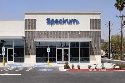 Spectrum photo 1 in San Juan