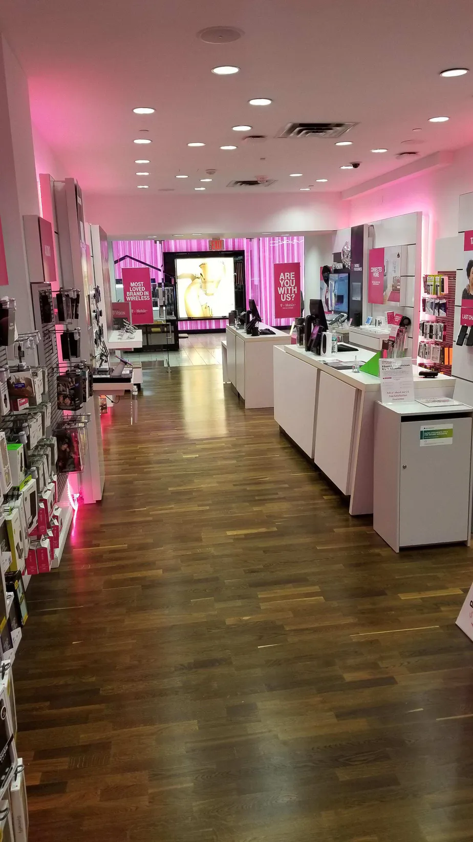 Interior photo of T-Mobile Store at Garden State Plaza 6, Paramus, NJ