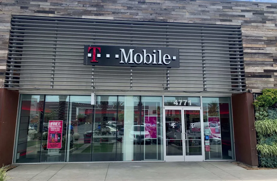  Exterior photo of T-Mobile store at Firestone & Atlantic, South Gate, CA 
