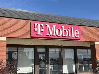 T-Mobile Experience Store