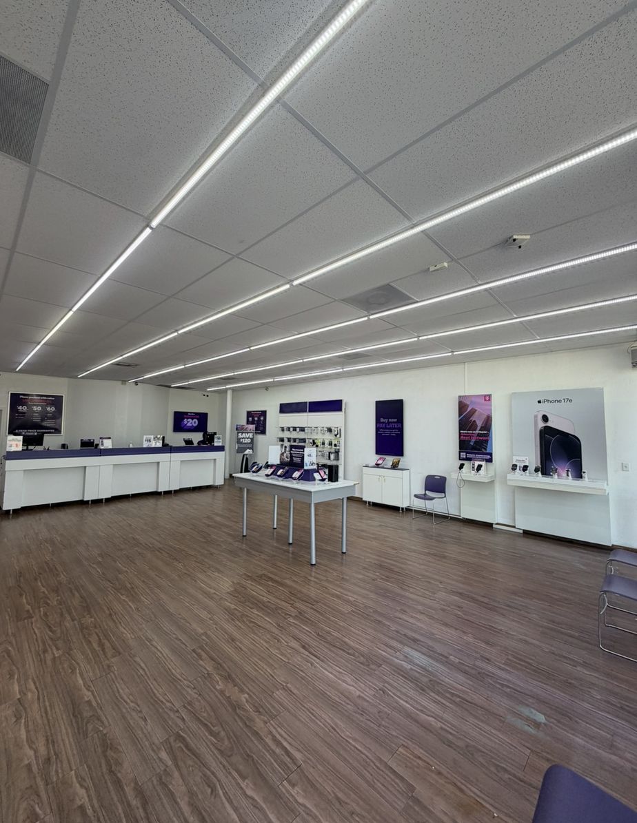 Metro by T-Mobile 803 South 75th Street - 803 South 75th Street 