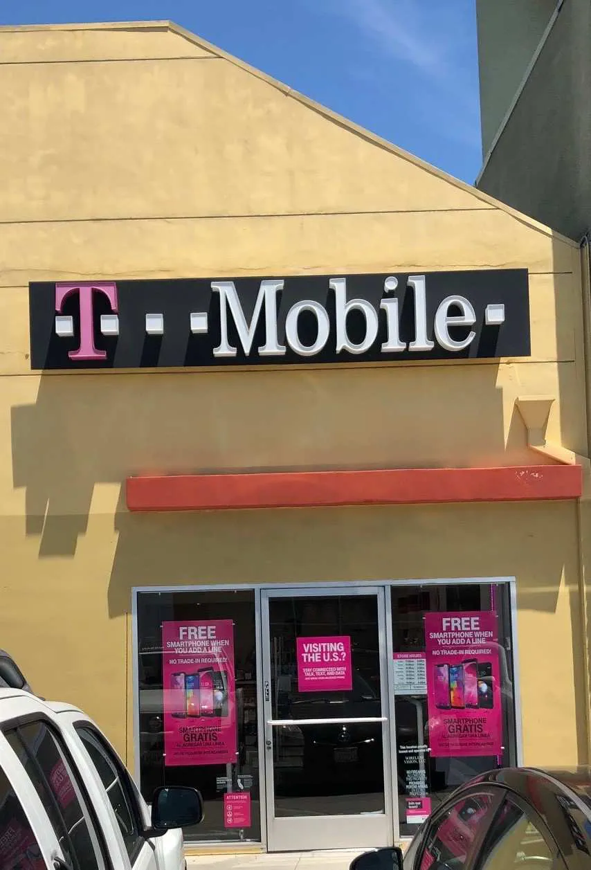 Exterior photo of T-Mobile store at Venice Blvd & Overland Ave, Culver City, CA