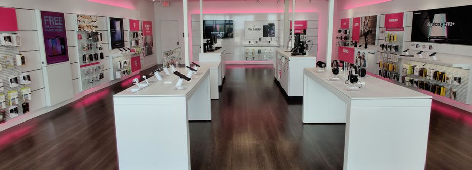 Interior photo of T-Mobile Store at Rushmore Crossings, Rapid City, SD