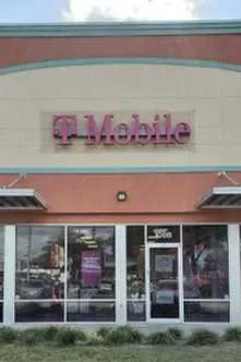 Exterior photo of T-Mobile store at Lamberton Blvd & Curry Ford Rd, Orlando, FL