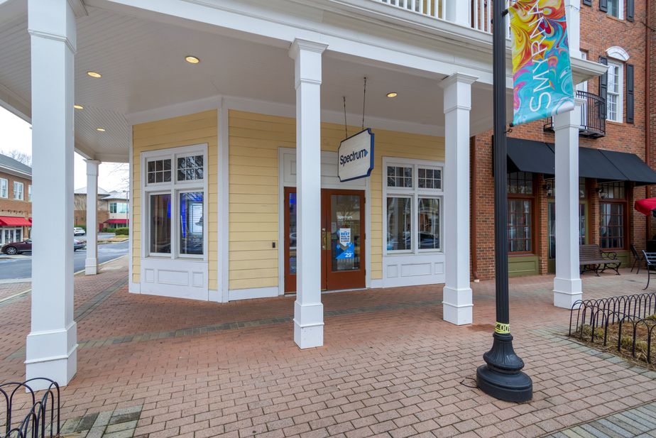 Spectrum - 1260 W Spring St 