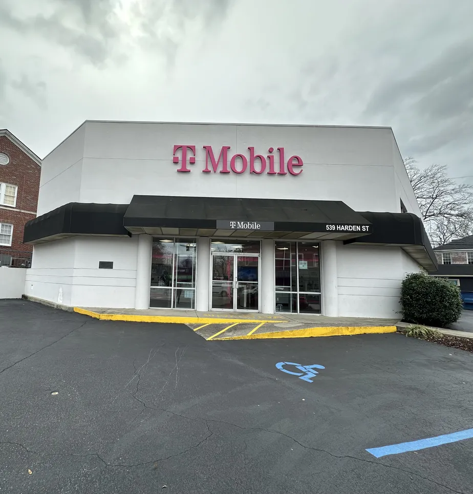 Foto del exterior de la tienda T-Mobile en Five Points, Columbia, SC