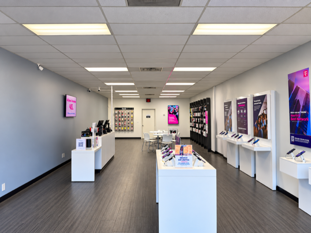 Metro by T-Mobile 3412 WATERLICK RD, - 3412 WATERLICK RD, 