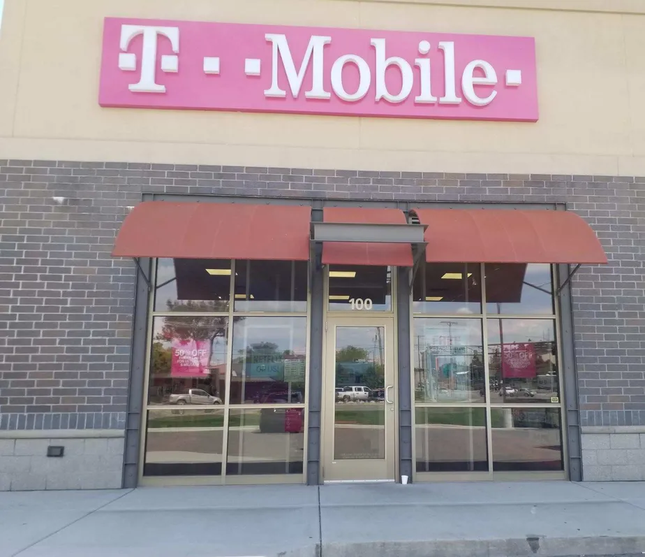 Exterior photo of T-Mobile store at Main St & Airport Rd, Billings, MT