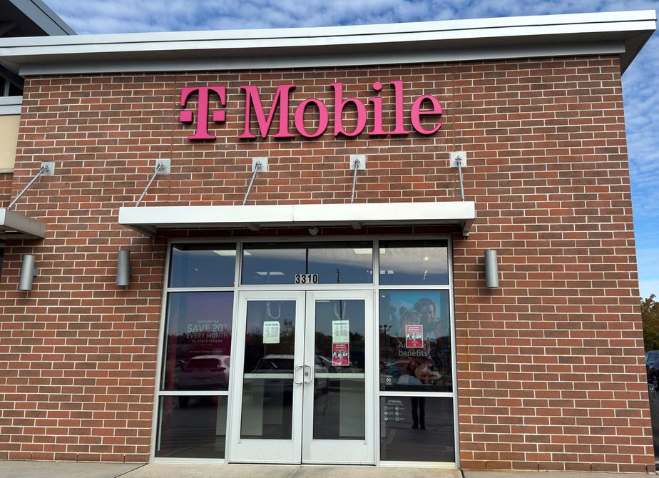 Exterior photo of T-Mobile Store at W College Ave & N Bluemound Dr, Appleton, WI