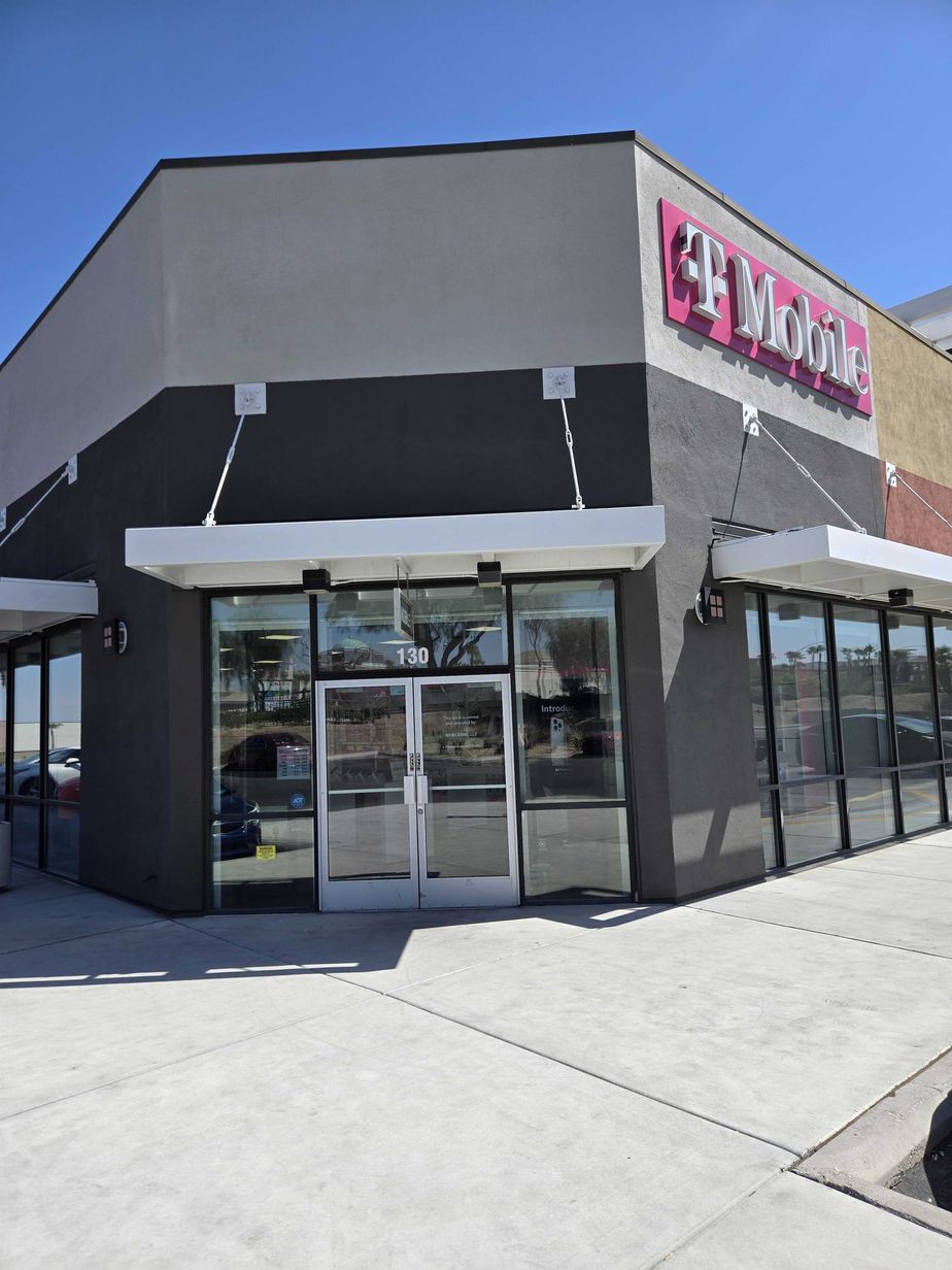 Exterior photo of T-Mobile Store at Tropicana Beltway, Las Vegas, NV