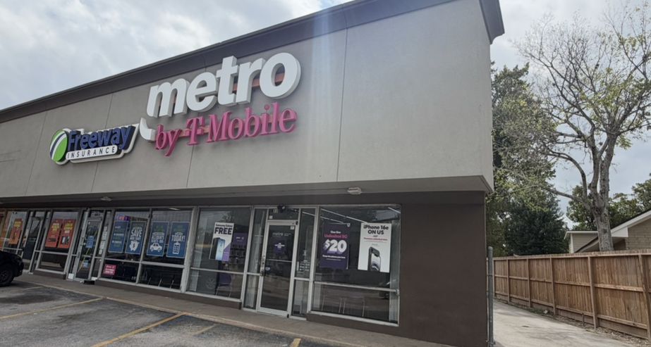 Metro by T-Mobile 4122 Telephone Rd - 4122 Telephone Rd 
