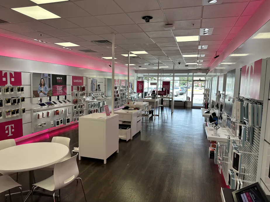 Interior photo of T-Mobile Store at Aquidneck Shopping Centre, Middletown, RI