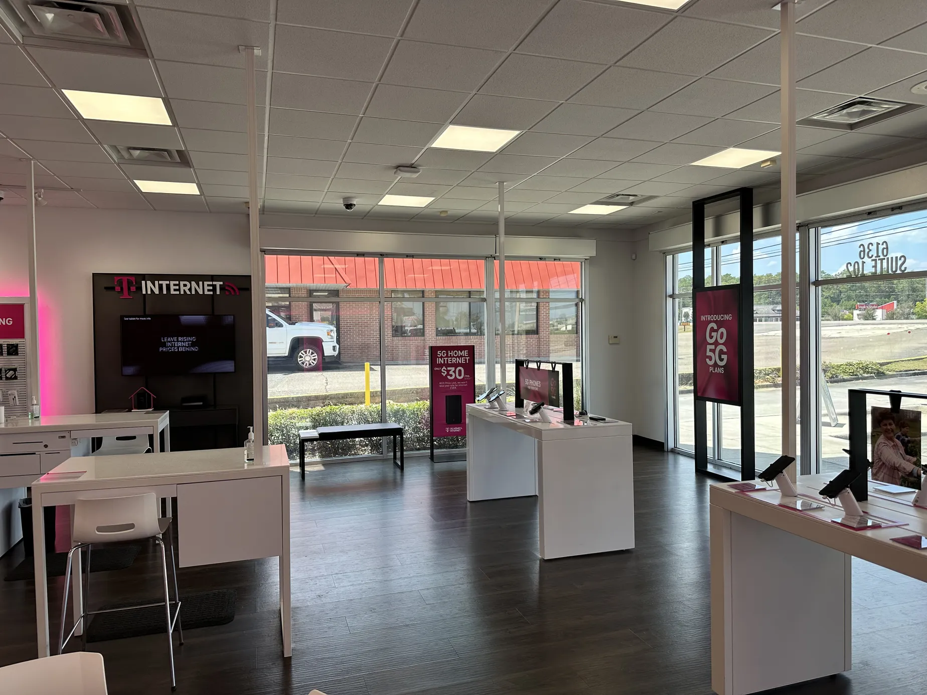 TMobile Hwy 98 & Lake Hattiesburg, MS
