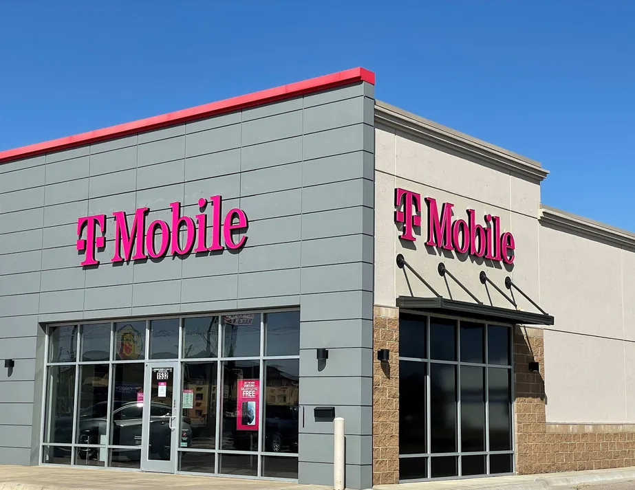 Exterior photo of T-Mobile store at E 17th Ave & Super Plz, Hutchinson, KS