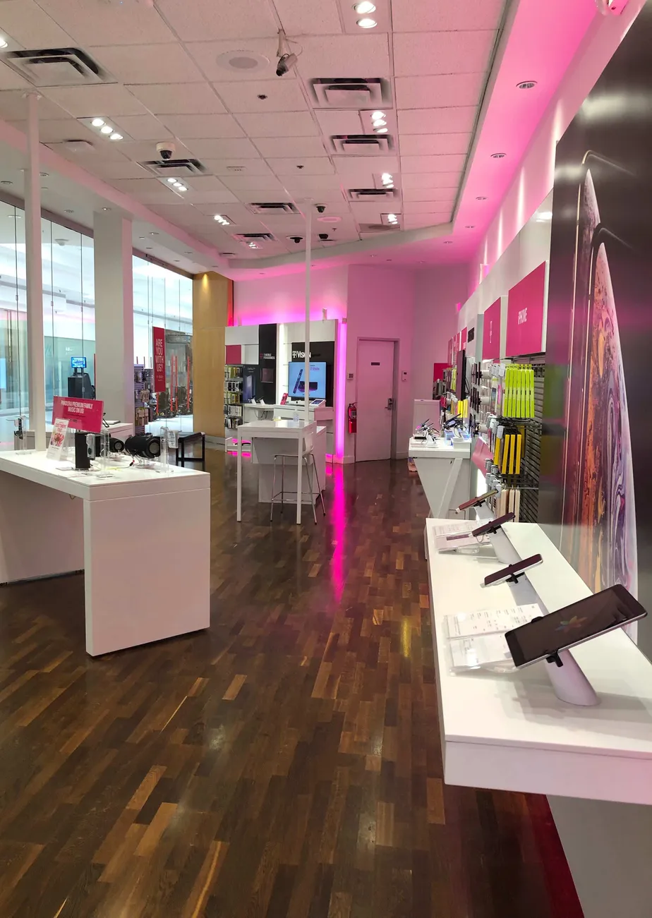 Interior photo of T-Mobile Store at Woodfield Mall, Schaumburg, IL