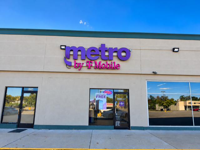 Metro by T-Mobile 5232 Chamberlayne Avenue - 5232 Chamberlayne Avenue 