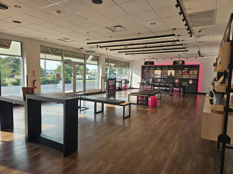  Interior photo of T-Mobile Store at Plover Rd & Hoover Ave, Plover, WI 
