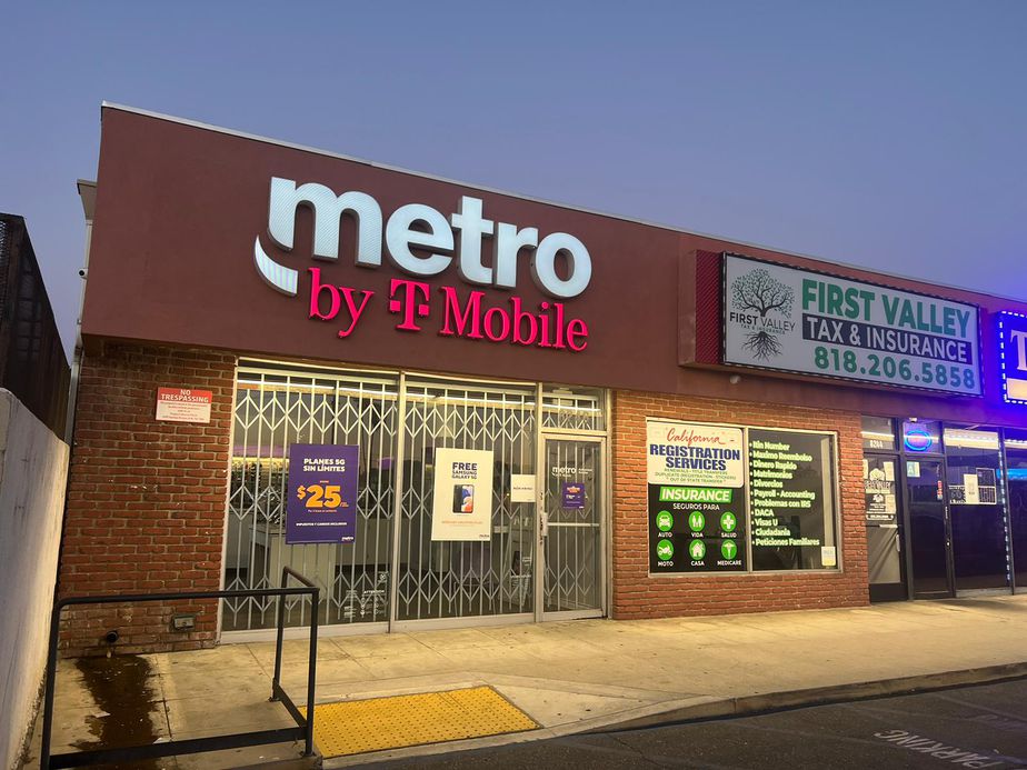 Image alt text