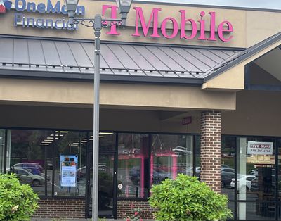 T-Mobile Authorized Retailer