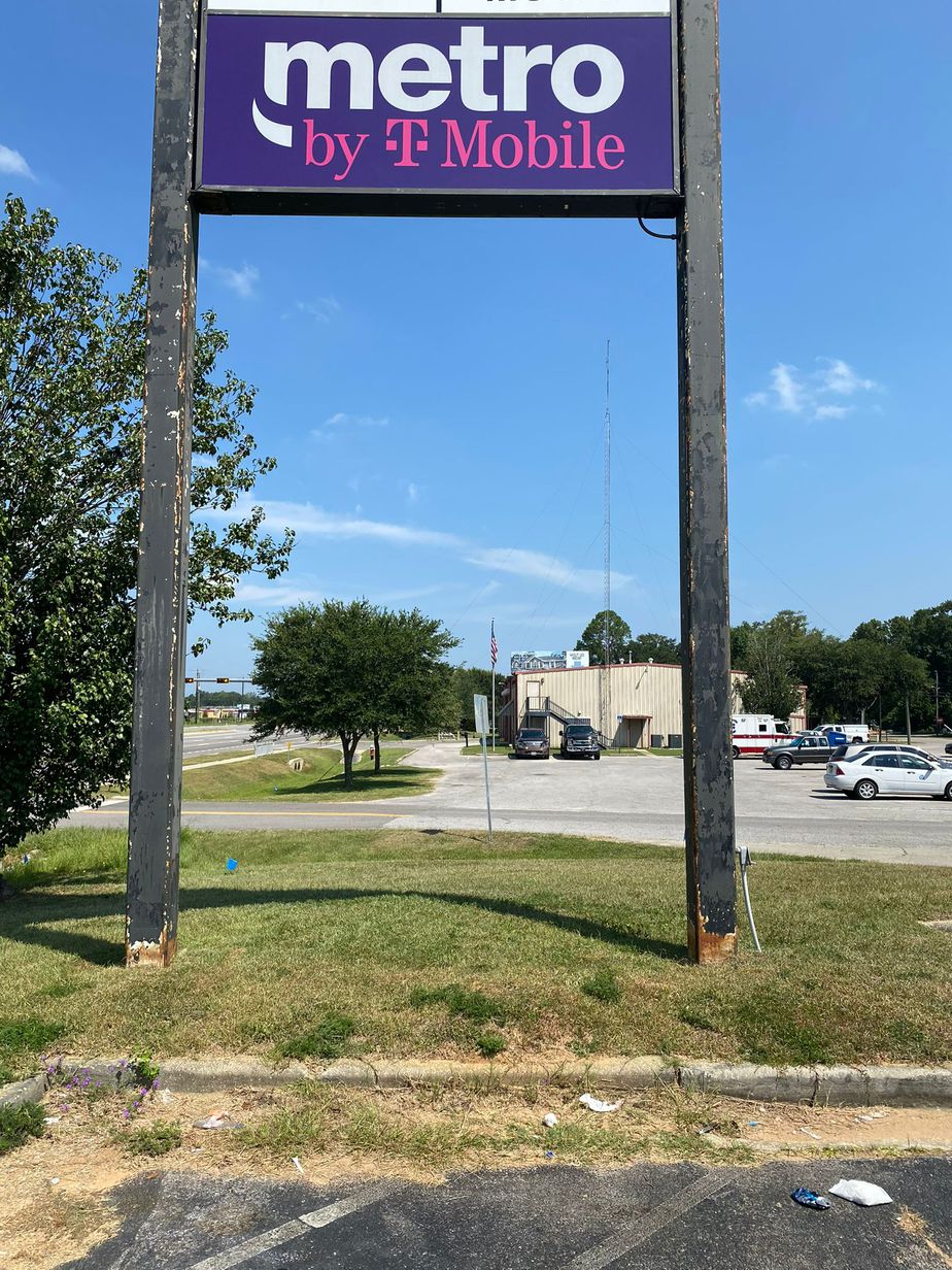 Image alt text