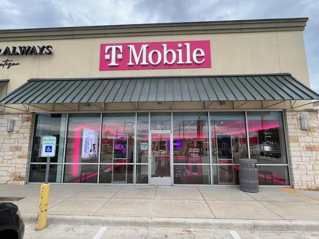 Exterior photo of T-Mobile Store at FM 1463 & Katy Freeway, Katy, TX