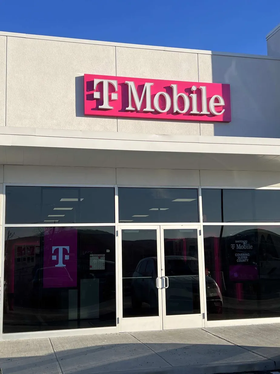  Exterior photo of T-Mobile Store at Ulster Ave & Kings Mall Ct, Kingston, NY 