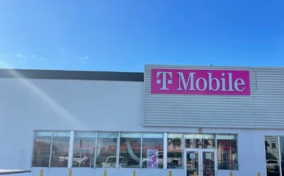 Exterior photo of T-Mobile Store at Kendall Dr & Don Shula Expwy, Miami, FL 