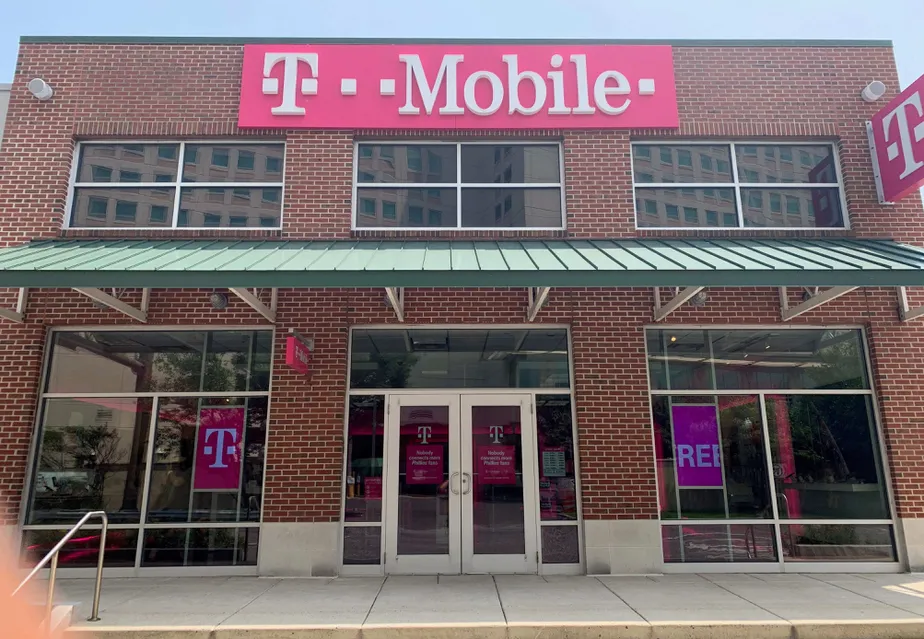 Exterior photo of T-Mobile store at Baltic Ave & Christopher Columbus Blvd, Atlantic City, NJ