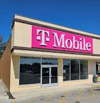 Exterior photo of T-Mobile Store at Main & Fisher, Monticello, IN
