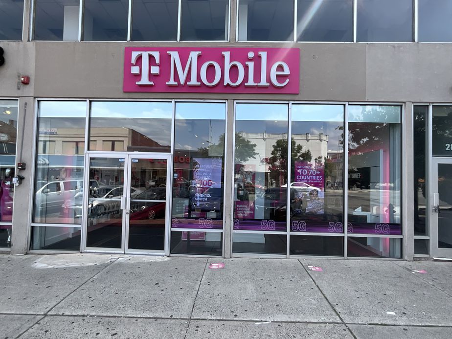 Exterior photo of T-Mobile Store at Main St & Day St, Orange, NJ