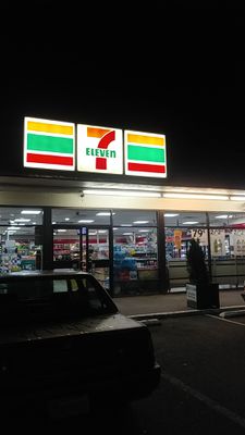 Image gallery for 7-Eleven