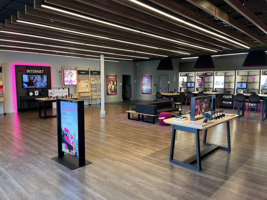 Interior photo of T-Mobile Store at Nippers Corner, Nashville, TN