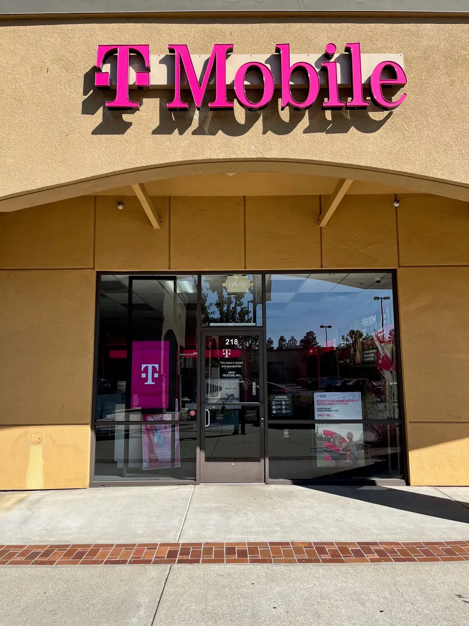  Exterior photo of T-Mobile Store at Cochrane Plaza, Morgan Hill, CA 
