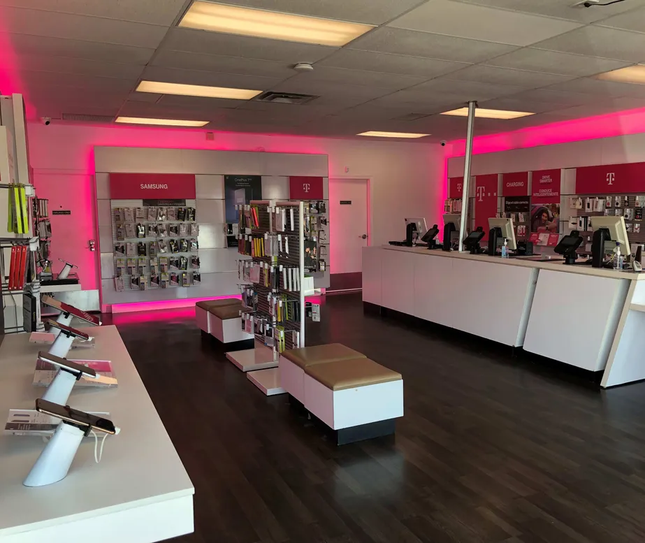  Interior photo of T-Mobile Store at 21st & Amidon 2, Wichita, KS 