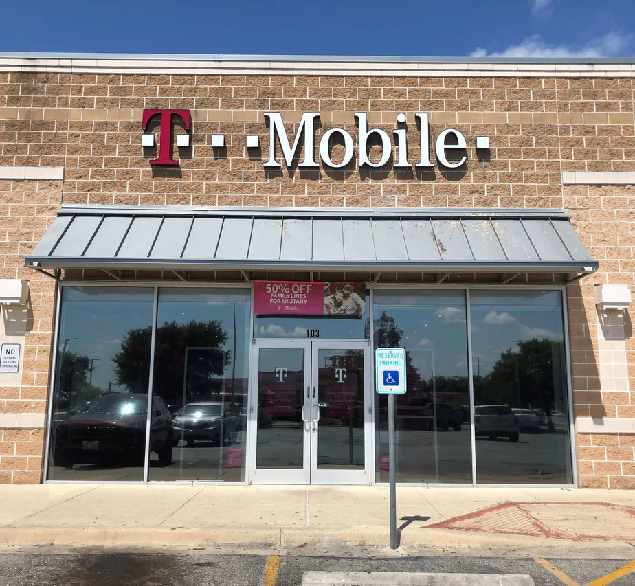 Exterior photo of T-Mobile store at Se Military Dr & City Base Landing, San Antonio, TX