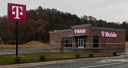  Exterior photo of T-Mobile Store at US 70 & US 221, Marion, NC 