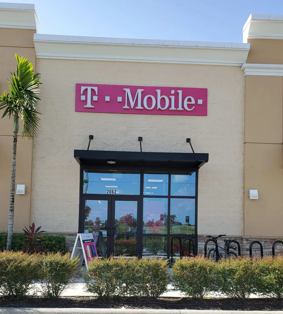Exterior photo of T-Mobile store at Pine Island Rd & Hibscus Dr, Cape Coral, FL