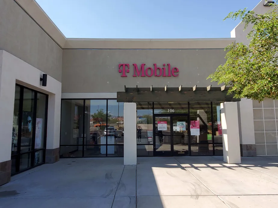 Exterior photo of T-Mobile store at Hwy 95 & Topock Davis Dam Rd, Bullhead City, AZ