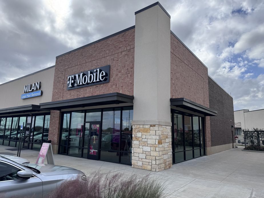Exterior photo of T-Mobile Store at Waterview Town Center, Richmond, TX