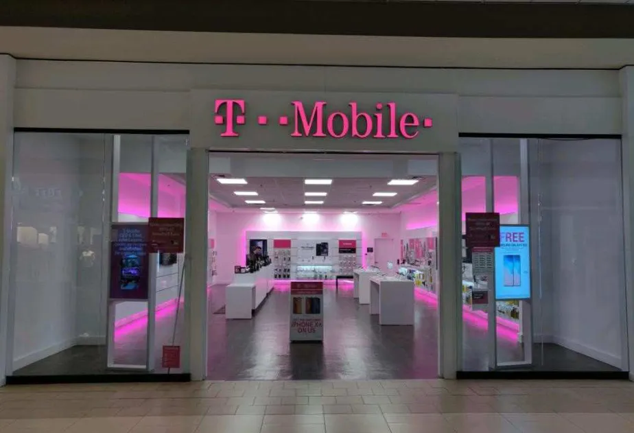 Exterior photo of T-Mobile store at Valley Mall 1, Harrisonburg, VA
