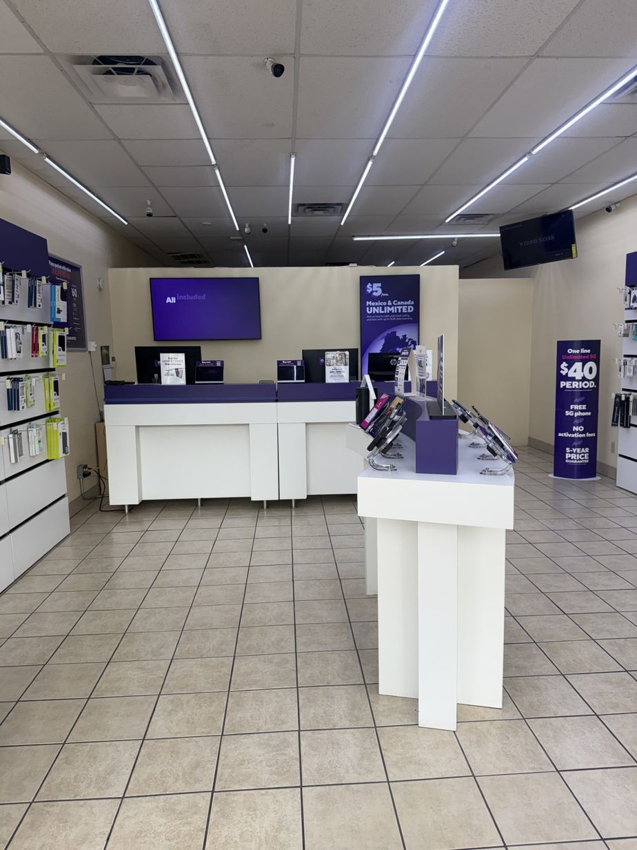 Metro by T-Mobile 6010 Old Pearsall Rd - 6010 Old Pearsall Rd 