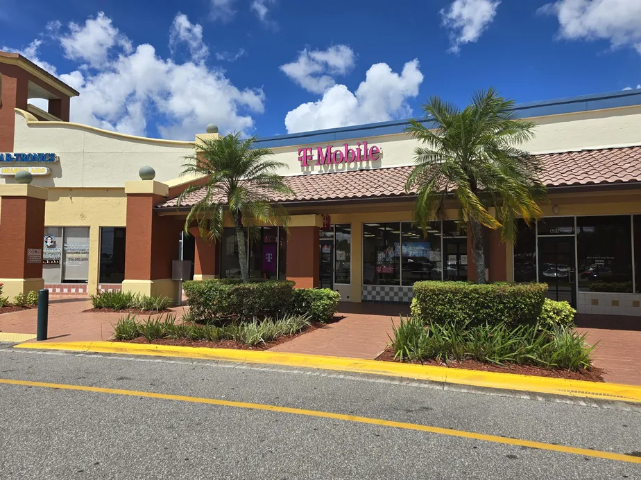  Exterior photo of T-Mobile Store at Santa Barbara Centre, Cape Coral, FL 