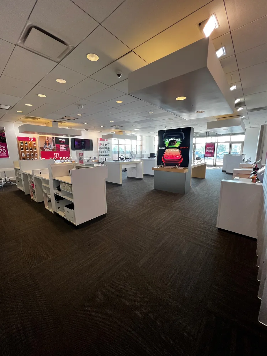 Interior photo of T-Mobile Store at Legends Outlets, Kansas City, KS 
