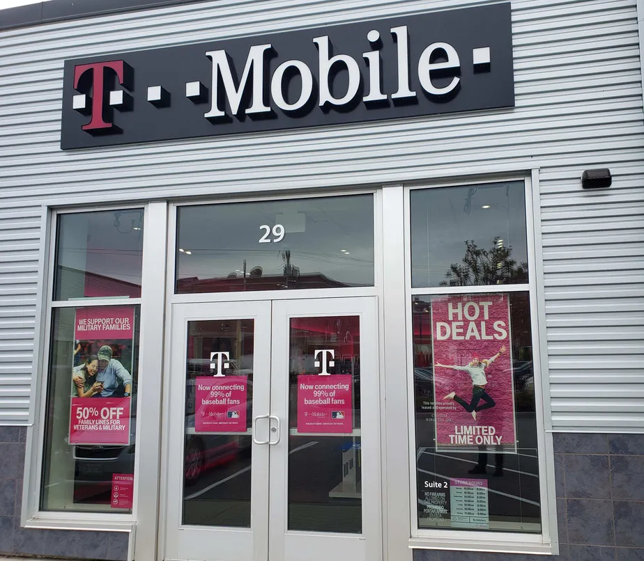 Exterior photo of T-Mobile store at Marginal Way & Forest Ave, Portland, ME