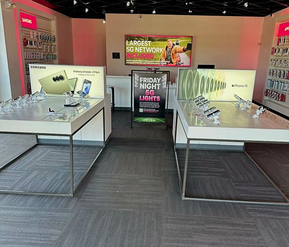 Interior photo of T-Mobile Store at Maysville Rd & Meijer Dr, Fort Wayne, IN