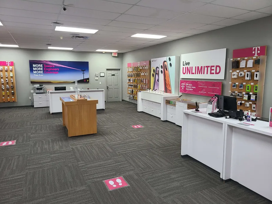 Interior photo of T-Mobile Store at Aerial Way & Rotterdam Loop, Brooksville, FL