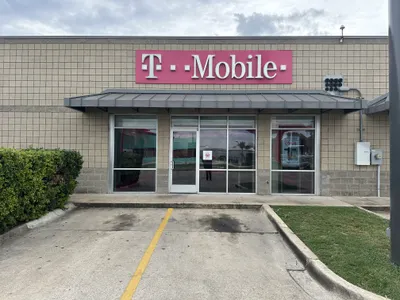 T-Mobile Authorized Retailer