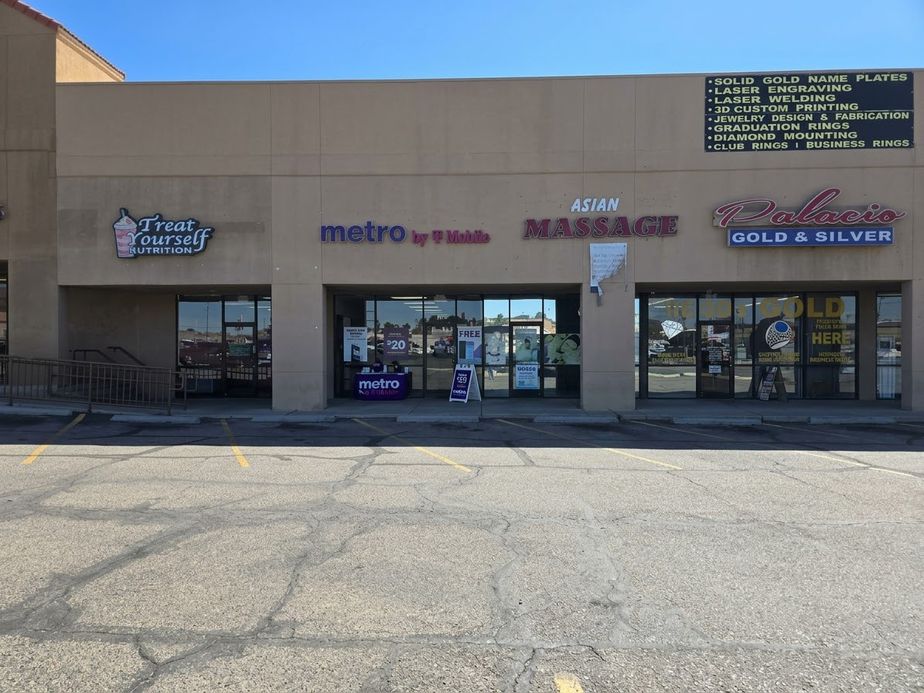 Metro by T-Mobile 1478 George Dieter Dr - 1478 George Dieter Dr 