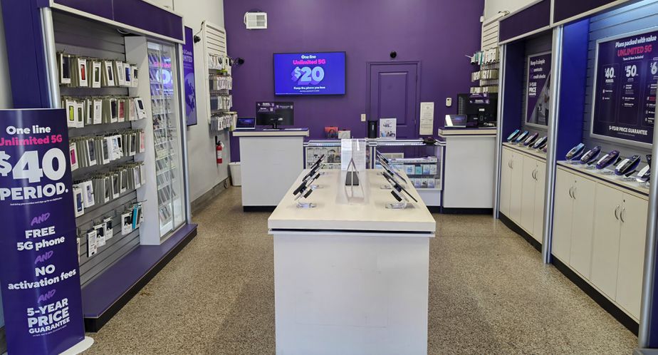 Metro by T-Mobile 507 Main St - 507 Main St 